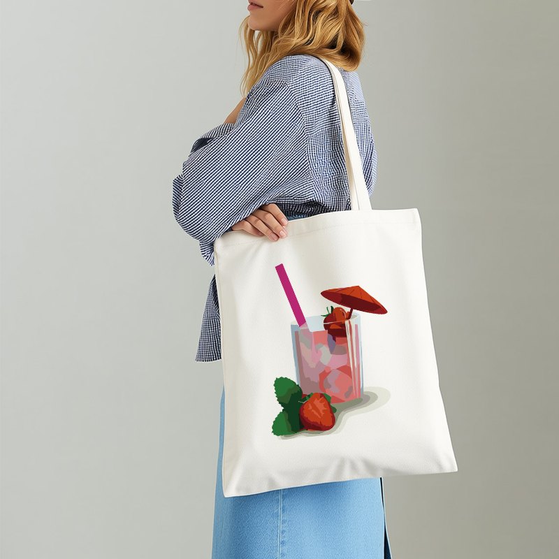 Strawberry Daiquiri Tote – Paint & Sip