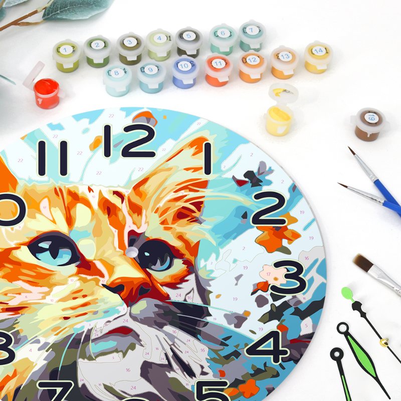 Charming Cat Clock – Artistic Timepiece